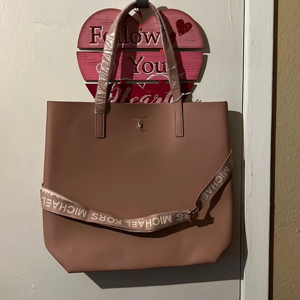 Michael Kors Tote